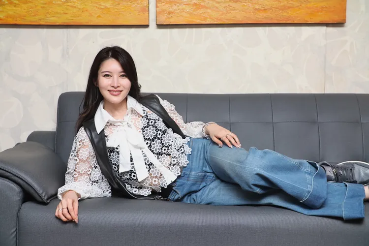 相澤南提到《一路向西2》的裸露尺度。攝影中心攝