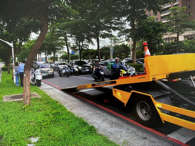 車禍現場。桃園警分局提供