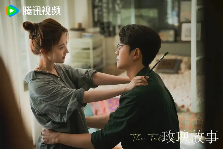 劉亦菲與彭冠英愛得激情四射。劇照