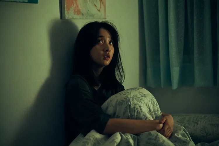 李沐被鄰居噪音吵到理智斷線。CATCHPLAY+提供 