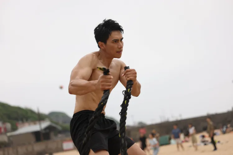 潘君侖為了攻蛋備戰。希望娛樂經紀提供