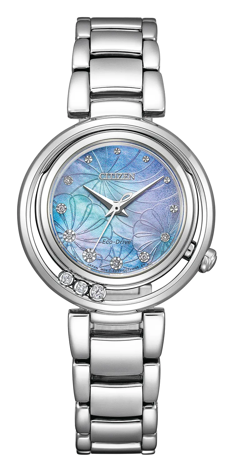 藍蝶貝錶盤錶款EM1110-81N，3萬1800元。品牌提供