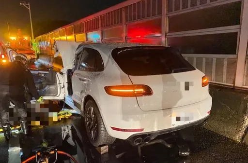 洗鞋達人國1岡山段遇死劫　駕保時捷Macan追撞槽車「車毀人亡」