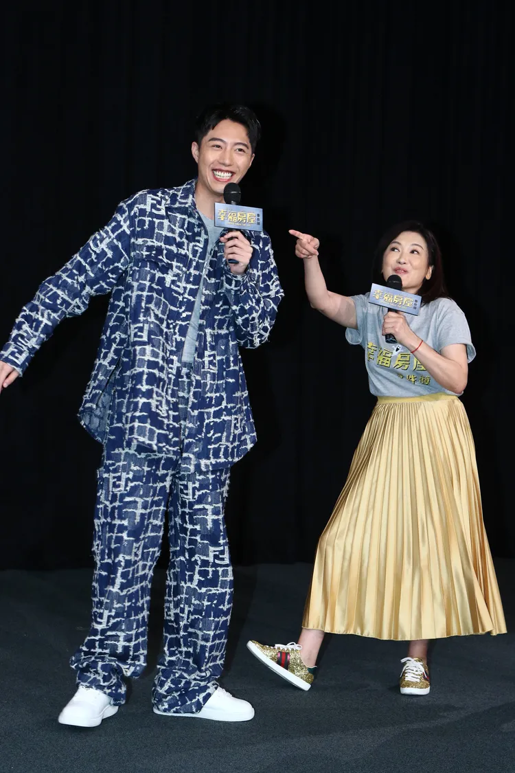 姚黛瑋（右）和蔡凡熙扮母子。攝影中心攝