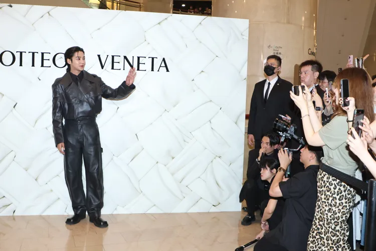 路雲。攝影中心攝