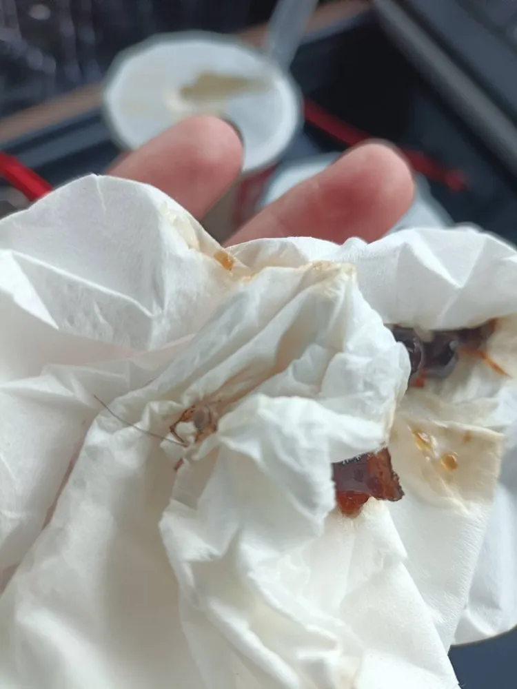 吳小姐說，業者態度令人無法接受，但業者強調，補償也應合理合法。讀者提供