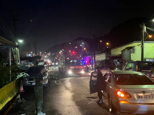 不滿前任結新歡!基隆莽男烙人闖民宅「圍毆情敵」 還丟大龍炮嚇壞鄰居