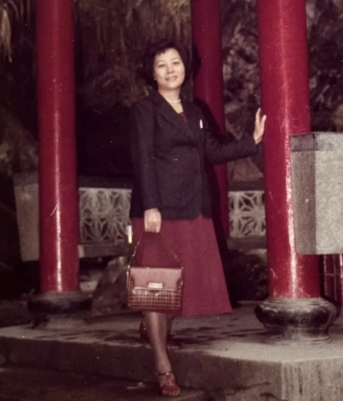 邱瓈寬媽媽氣質優雅。翻攝畫面