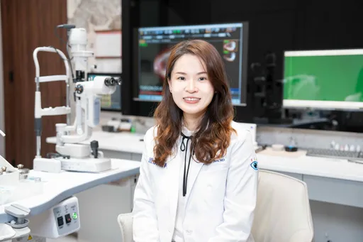 台灣白內障患者年齡急降　曬太陽、滑手機都有影響