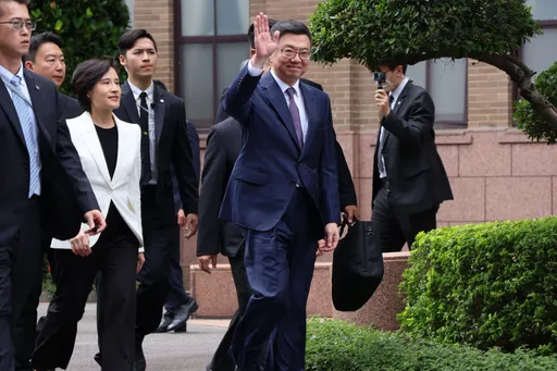 缺乏黨內橫向溝通！被稱「外星人內閣」　卓榮泰：我們長得跟大家一樣