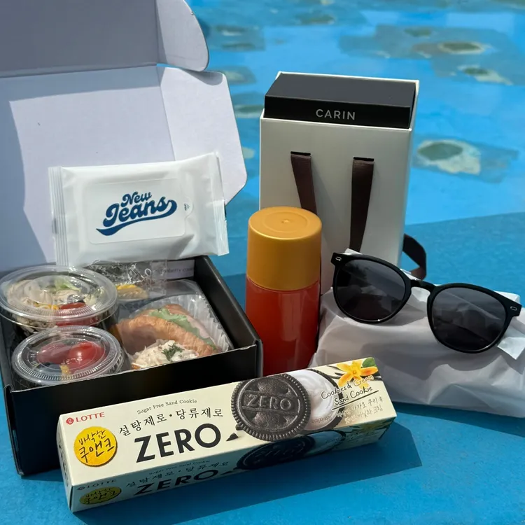 NewJeans上月單曲發行時，也逆應援，送給粉絲CARIN墨鏡。翻攝X（推特）