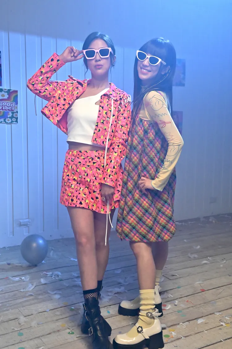 梁舒涵與卓文萱開心合作。。寬寬整合行銷提供