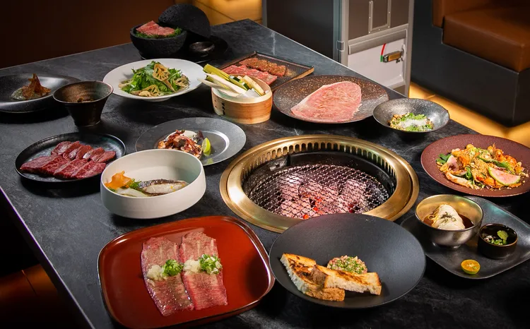 「STAR HUTONG 星胡同」以獨創的「航線料理」為最大亮點，每道料理象徵著飛往不同國度的航線。業者提供