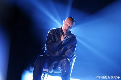 黃宣《歌手》排名墊底達人喊「冤案」 網憂「被逼表態潮」捲土重來