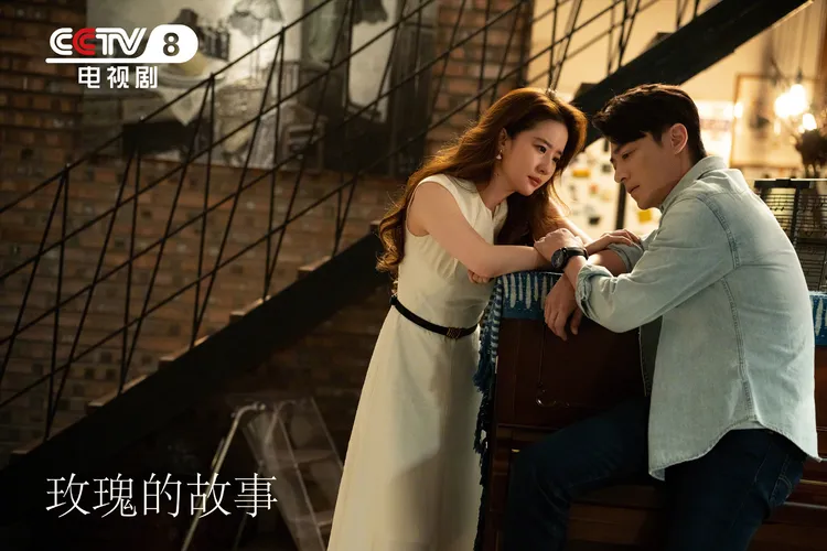 劉亦菲與霍建華在《玫瑰的故事》是靈魂伴侶。翻攝CCTV電視劇微博