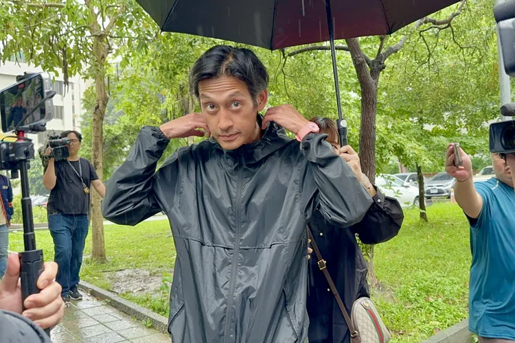 唐治平5日在士林地檢署再度不認死者為其母親模樣。特勤中心攝