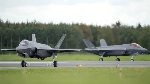 F-35戰機再出包!日本2架匿蹤戰機迫降青森機場 無人受傷