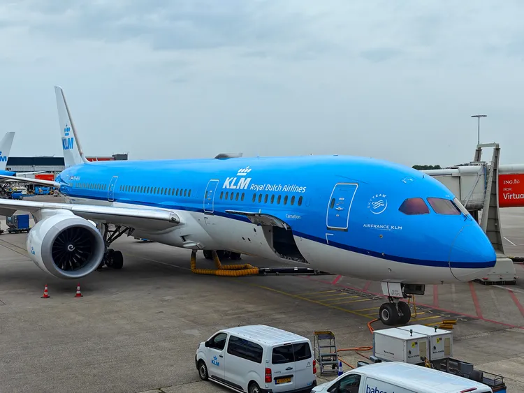 荷航每周5班以波音夢幻客機機型直飛「台北-阿姆斯特丹」。田欣雲攝