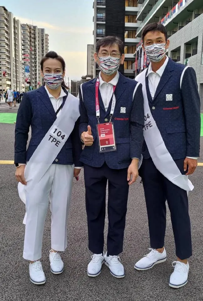 林聖章曾多次在亞奧運等重大賽事，擔任中華隊的隊醫。翻攝幸福診所臉書