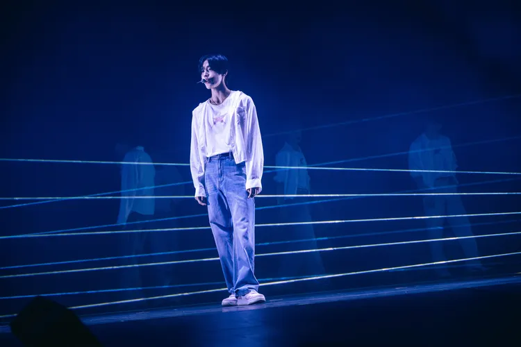 元彬聽到粉絲大合唱《Memories》覺得很感動。KKLIVE提供