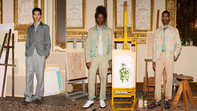 各種單品都可以看到大小印花的蹤影。品牌提供