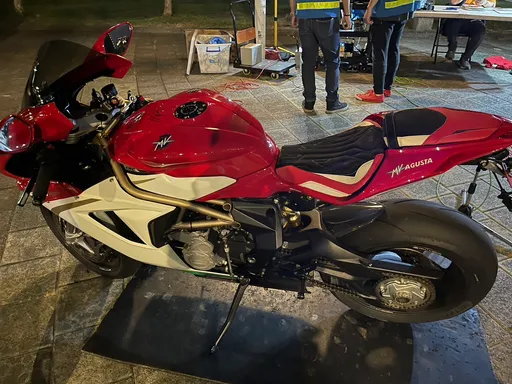 全台僅4輛!義大利168萬大型重機「奧古斯塔」 噪音超標車主喊冤