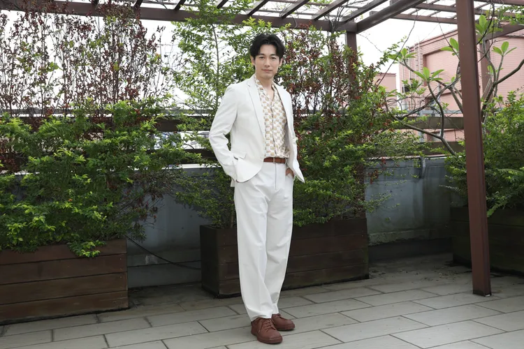 藤岡靛這次來台拍戲吃了很多貢丸湯，不怕配料香菜。攝影中心攝