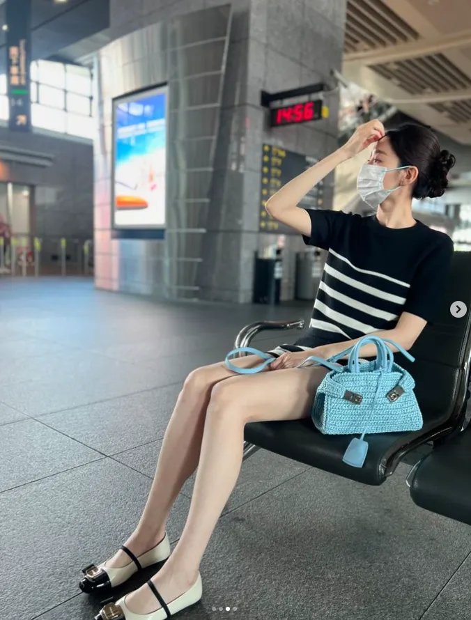 郭雪芙曬出在高鐵的美照。翻攝郭雪芙IG