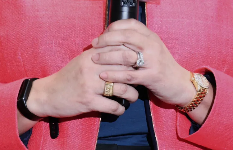 蘇姿丰配戴勞力士鑽錶、智慧手環以及鑽戒。莊宗達攝