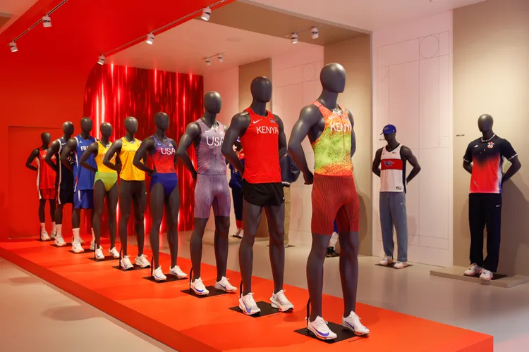 「巴黎時間」展區可看到Nike 202巴黎奧運4國家隊裝備的技術創新。品牌提供