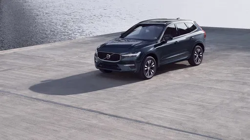 Volvo年中優惠起跑 XC60 B5狠殺33萬元、電動車現折12萬元