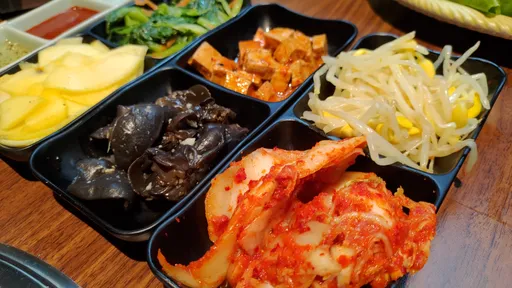 韩式连锁餐厅「涓豆腐」缺原料 多道泡菜料理暂停供应