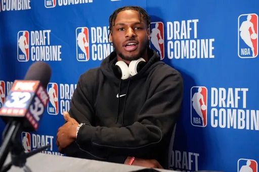 「靠爸」没用！詹姆士大儿子首轮落选　连湖人都没选他