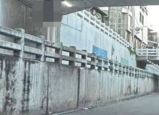 嚇死人!雲林斗六地下道驚見男屍「掛空中」 警追查死因