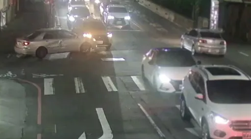 汐止通緝犯逃竄　撞小黃畫面曝光！口吐白沫離奇身亡
