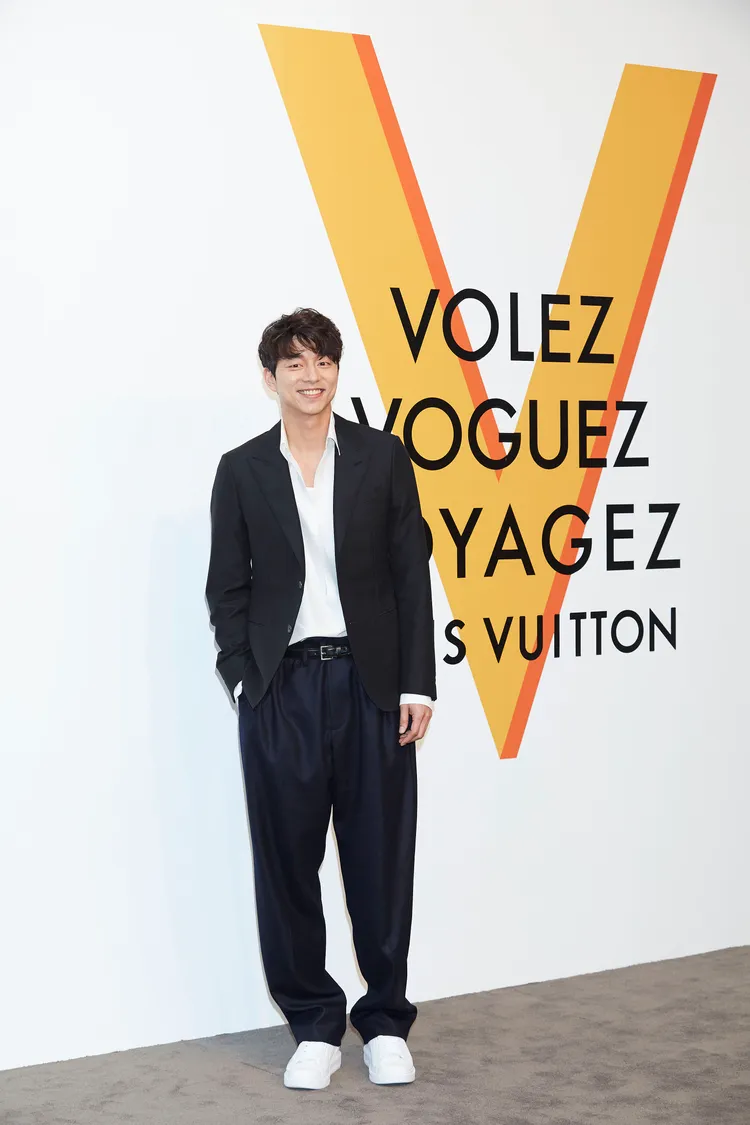 孔劉2017年參加在首爾舉辦的《飛行、航行、旅行Volez、Voguez、Voyagez》展覽