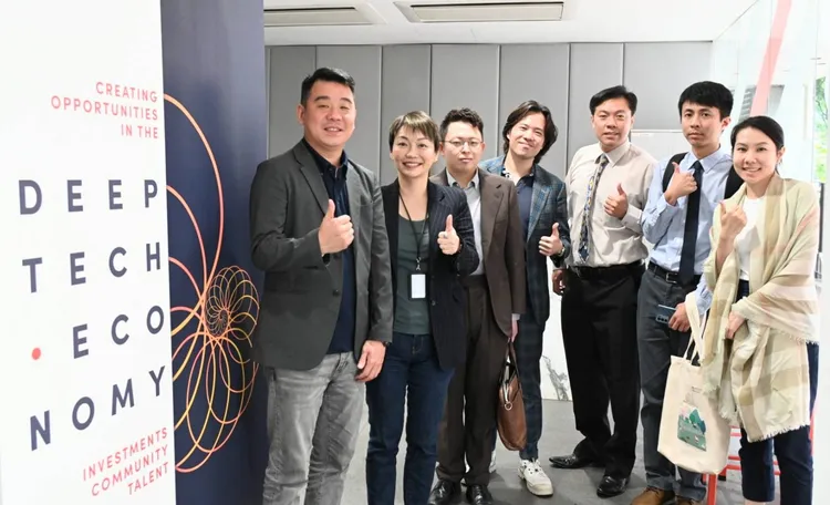 金志聿拜會新加坡資通訊部。桃園市府提供