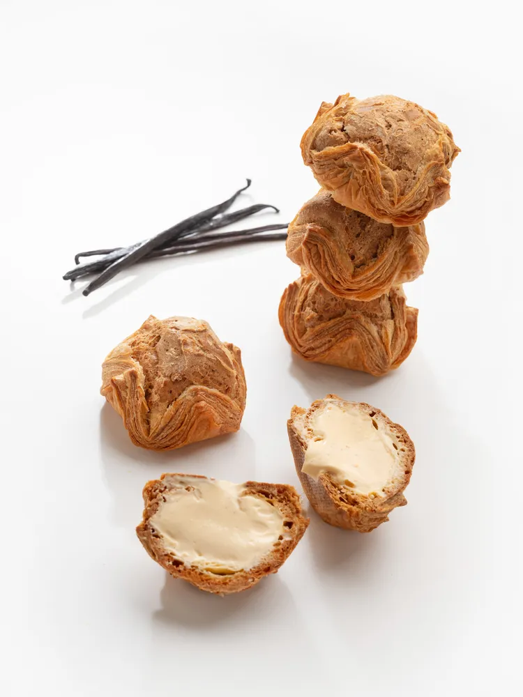 極致香草女王泡芙。業者提供