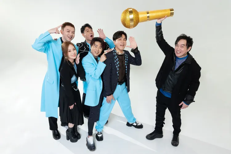 康康（右一）領軍的新節目《綜藝一級棒》，第2集收視飆破2，主持群振奮中視提供