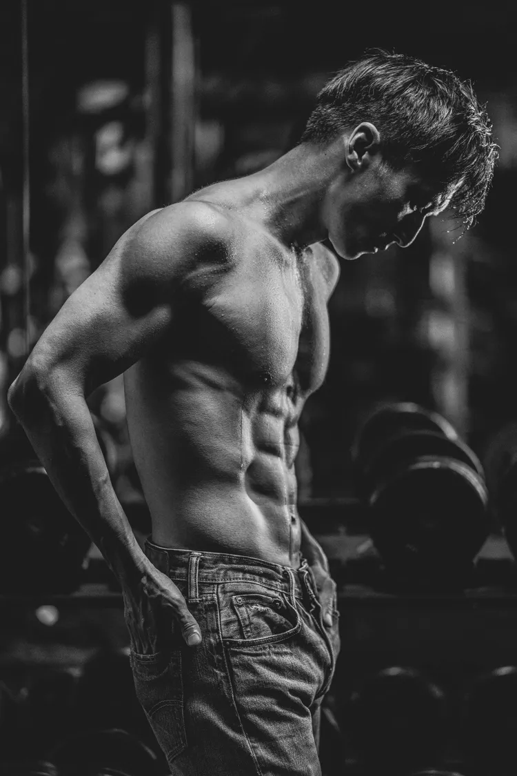 謝霆鋒展現訓練成果。華映娛樂提供