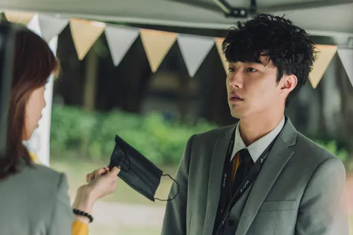 陳庭妮拔隱眼躲鬼自認麻瓜　逼蔡凡熙認「每天不同人陪睡」