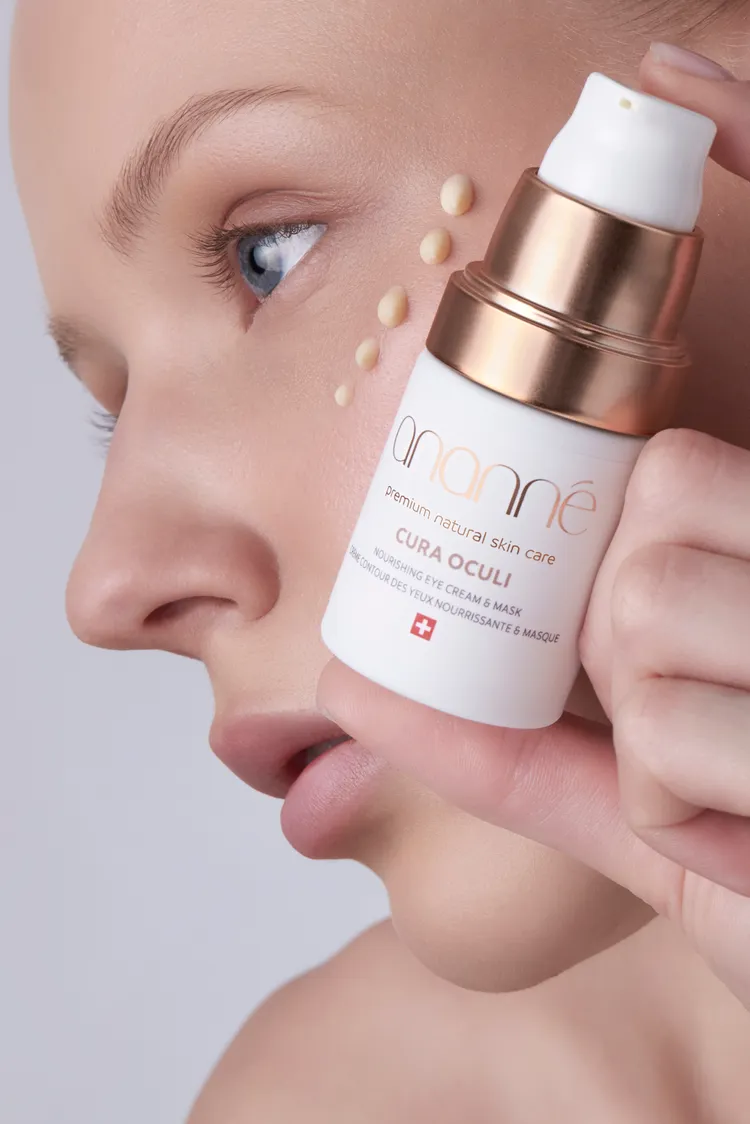 皮拉提斯緊緻眼膜霜，15ml／5680元。品牌提供