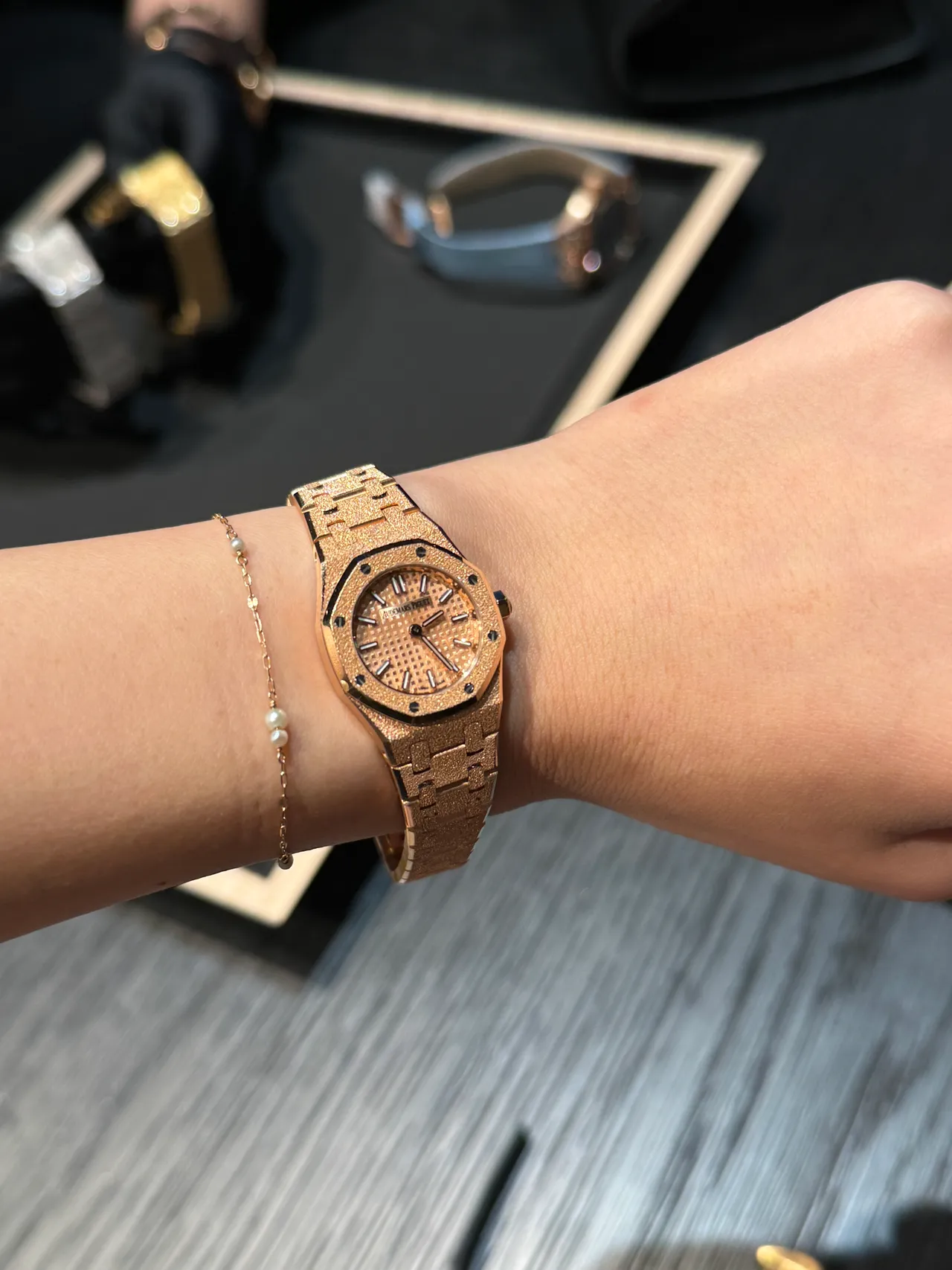 Royal Oak皇家橡樹系列迷你腕錶。張家玲攝