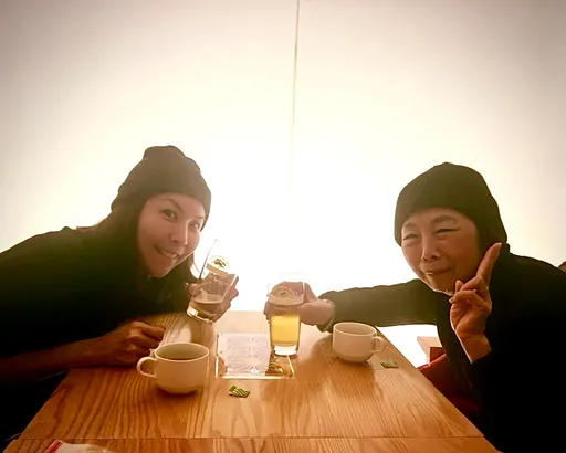 許茹芸慟曝媽媽對抗病魔16年辭世 眼淚不自覺流下悲吐:壓碎我的心