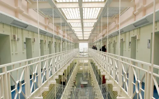 英相刚上任的难题！施凯尔面临是否释放犯人　监狱饱和4大重点一次看  