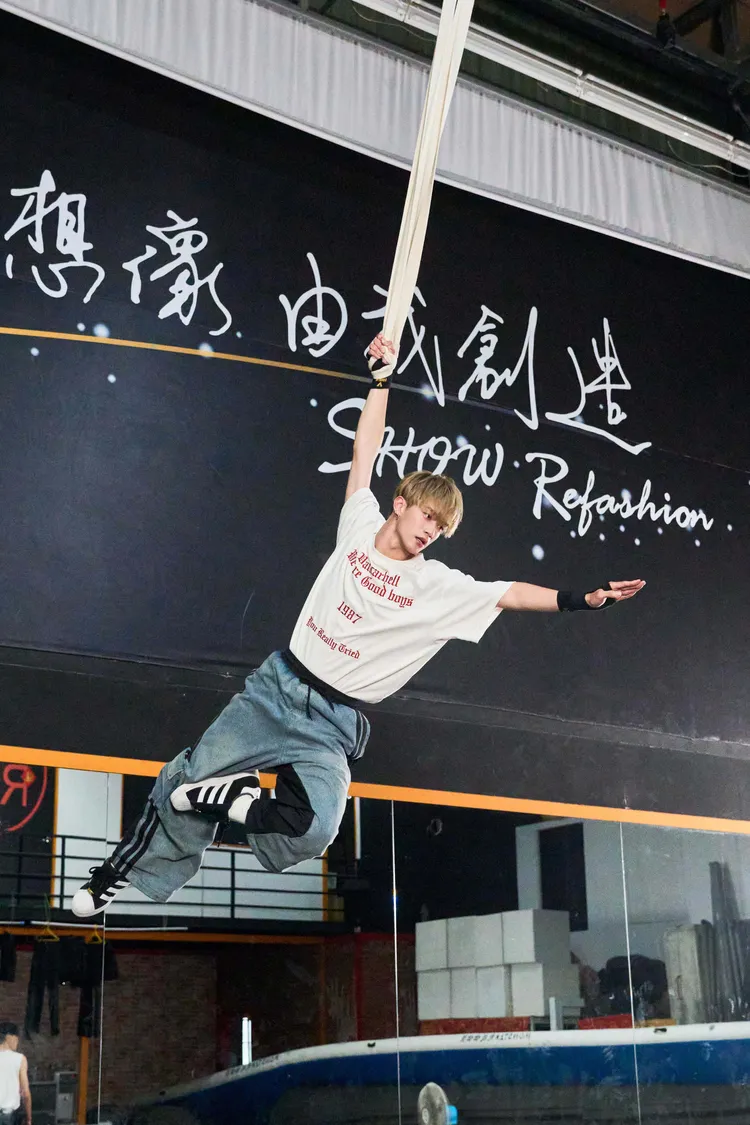 子翔則在第二次上課就大哭一場。索尼音樂提供
