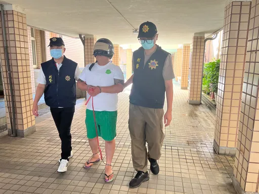 抓到了!開賓士租賃車拒檢撞警車 航警22小時火速緝獲狂徒