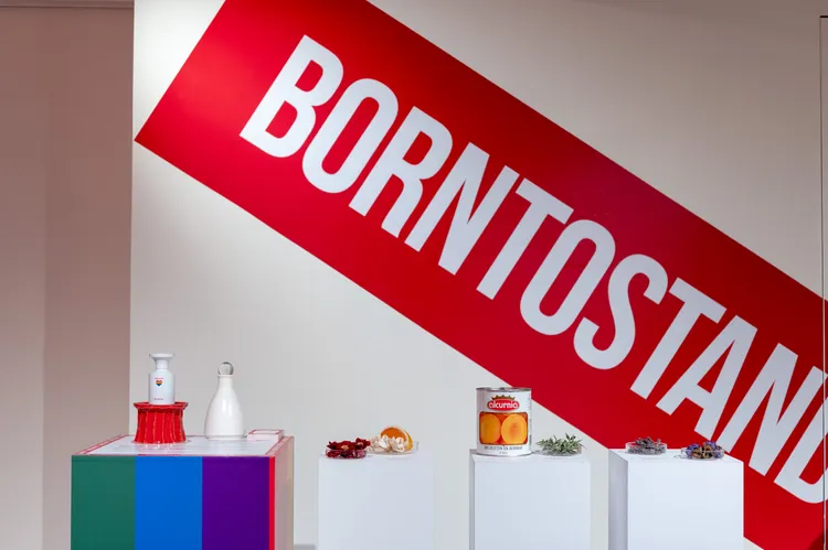 BORNTOSTANDOUT x  小高潮色計事務所帶來的「LOVE is LOVE」展覽。品牌提供