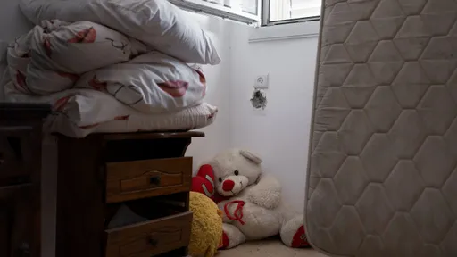 一窺哈瑪斯受害者的臥室   時間凍結在驚恐的一刻
