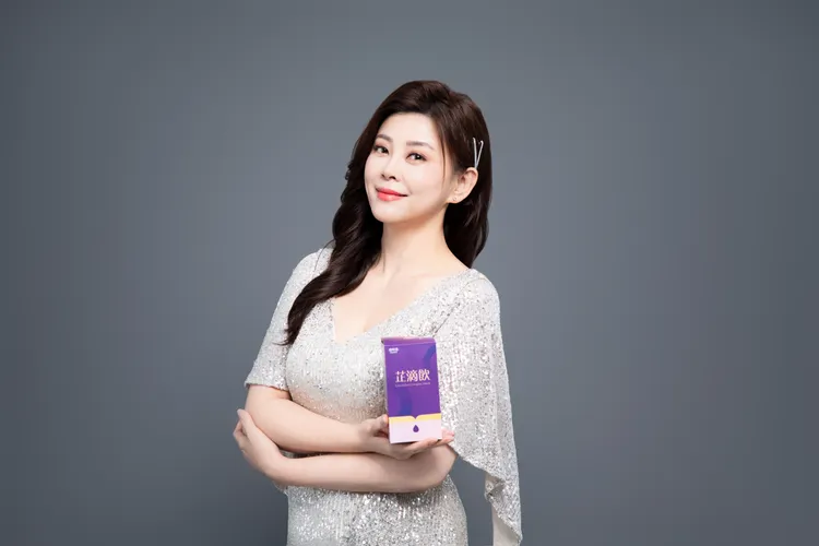 方馨展現美魔女魅力。火星生技提供